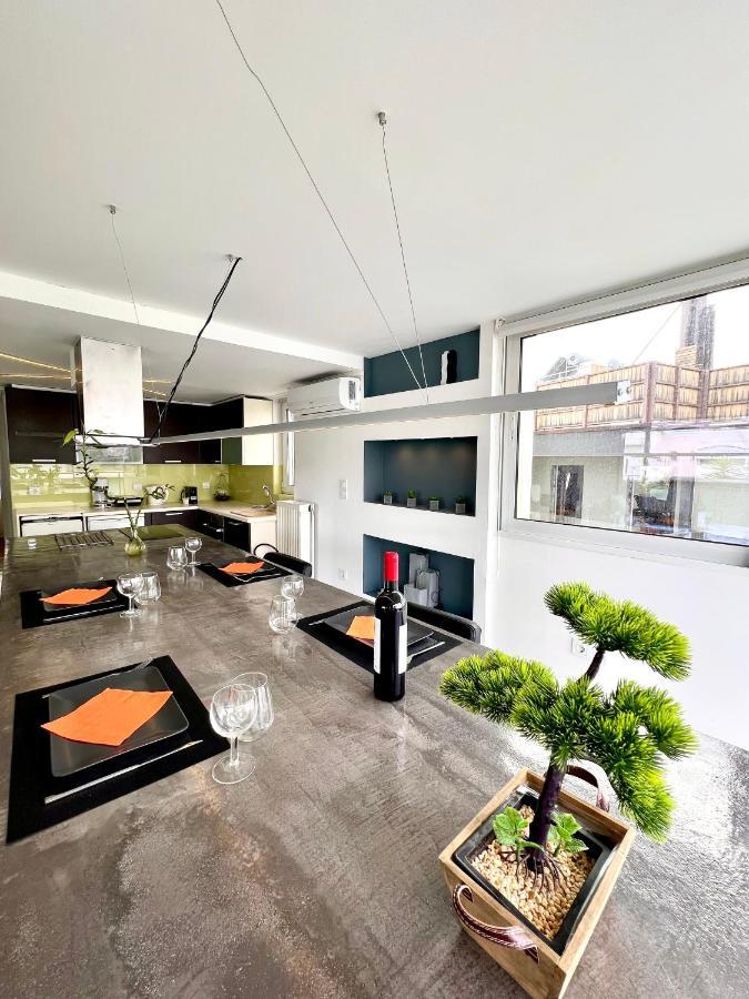 Citycenter Penthouse Mini Private Pool With Hydromassage And Great Town View Athen Exterior foto